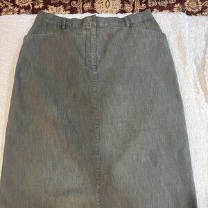 Gray Straight Calf-Length Skirt